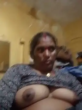 Rachana_Lodhi stripchat live cam model