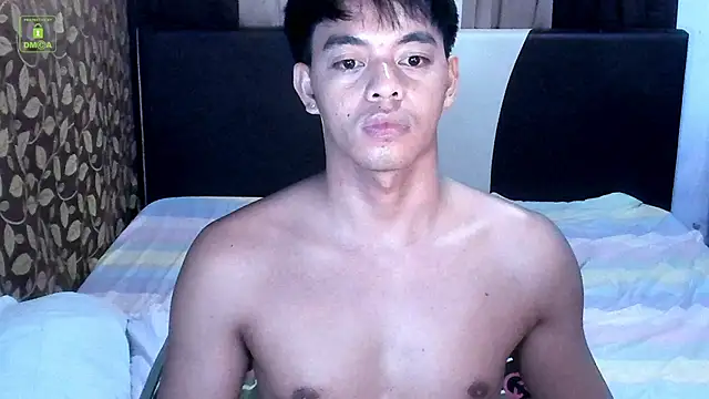 Crazyasiancum1 stripchat live cam model