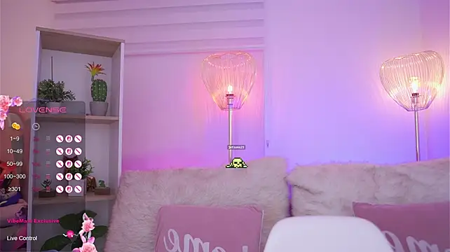 hade1_ stripchat live cam model