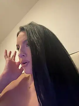 IzaXim stripchat live cam model