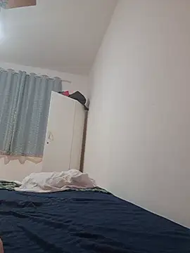 jessbombom stripchat live cam model