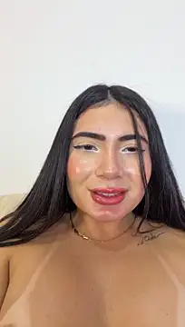 Mia_222 stripchat live cam model