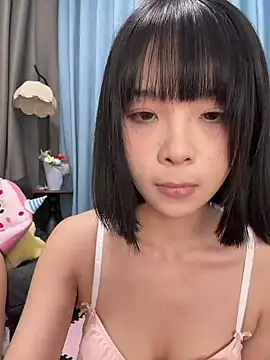 qiqi_x stripchat live cam model
