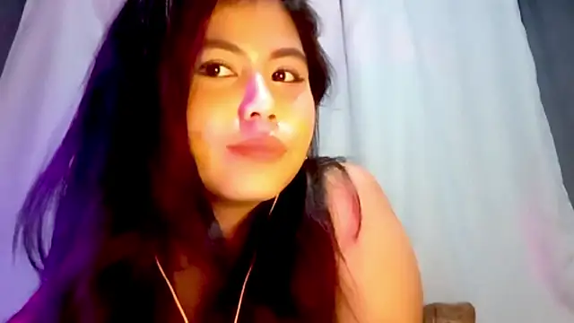 JinaRyun stripchat live cam model