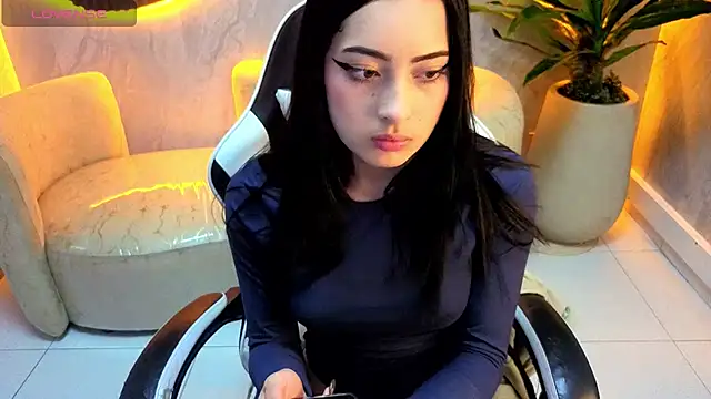 Skyhoney_tp stripchat live cam model