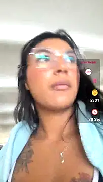sophiagomezx stripchat live cam model