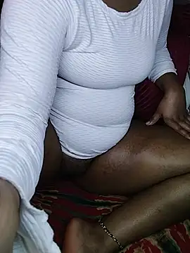 Lesky775 stripchat live cam model