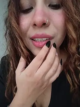 amstheynovak stripchat live cam model