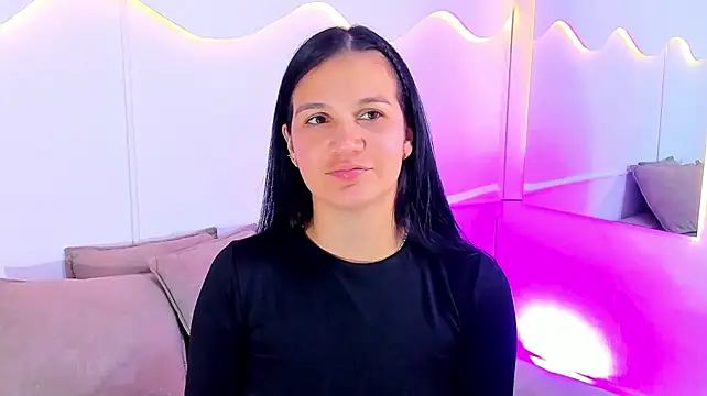 MiaHansson stripchat live cam model