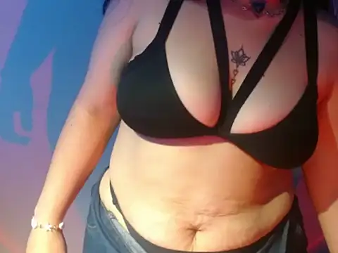 ValkiriaFoX stripchat live cam model