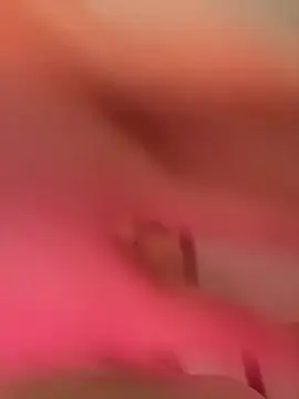 DeniMilkyyyyy stripchat live cam model
