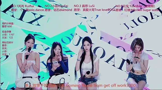 GIVENCHY-001 stripchat live cam model
