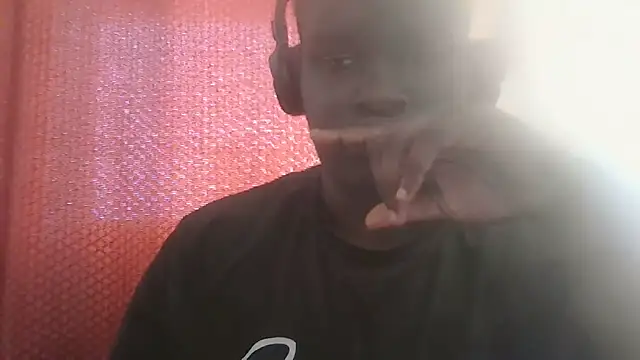 MensaAdom stripchat live cam model
