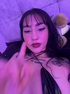 Baby_bansheee stripchat live cam model
