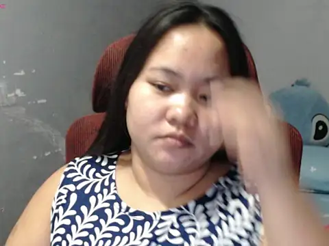 BubbleButtPinay stripchat live cam model