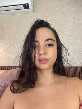alisonnwalker2025 stripchat live cam model
