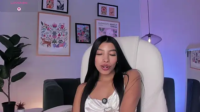 Tiffany_Low stripchat live cam model