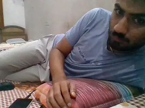 Rooh_afza_22 stripchat live cam model