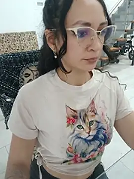 Allis0n_Queen stripchat live cam model