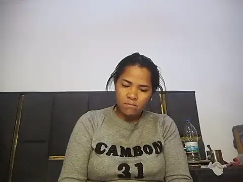 aleixane stripchat live cam model