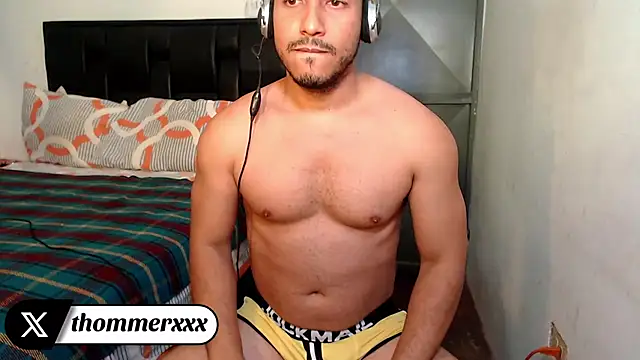 MatBrussel stripchat live cam model