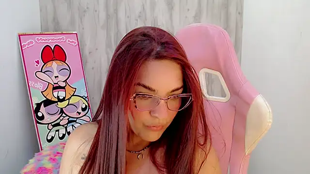 Kriztalwet_ stripchat live cam model