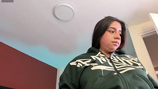 luna_cute__ stripchat live cam model