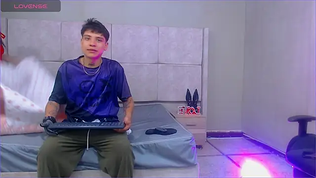 vale_maty1 stripchat live cam model