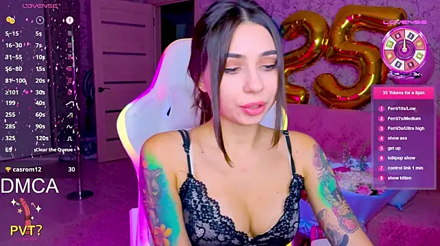 vinkiepinkie stripchat live cam model