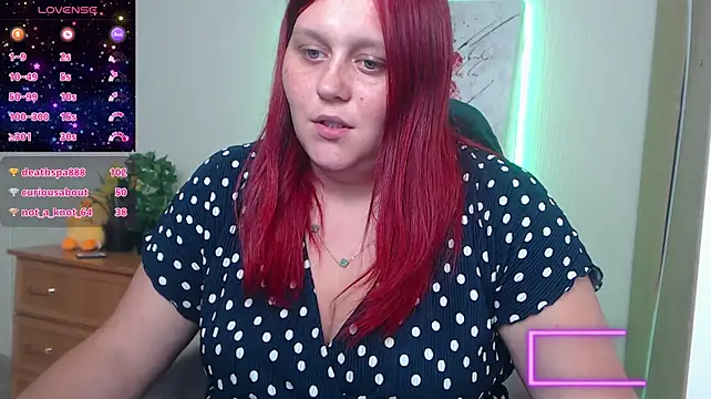 Alisawoods_ stripchat live cam model