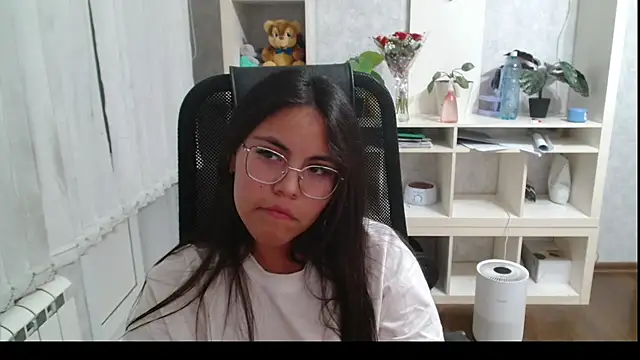 Anda_here stripchat live cam model