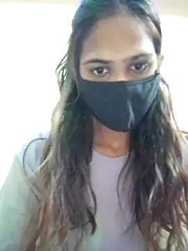 Rakhi_bhabi stripchat live cam model