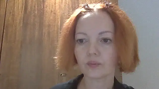 Millamiss stripchat live cam model