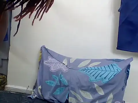 chubby2spank stripchat live cam model