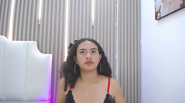 Ashley_Lovelly stripchat live cam model
