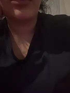 ChiaraSoft stripchat live cam model
