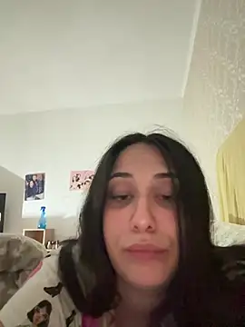 ICEGLOSS stripchat live cam model