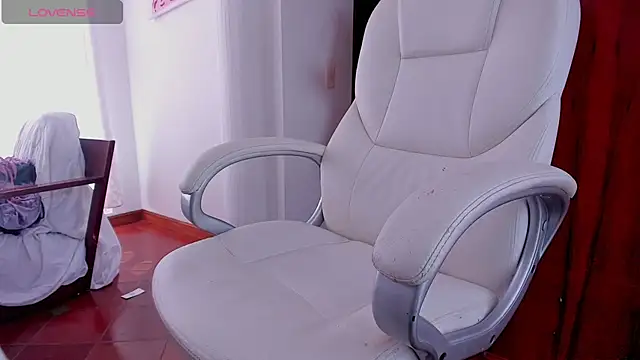 honey_rosee stripchat live cam model
