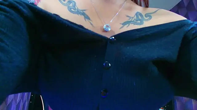 LiaHarryis stripchat live cam model