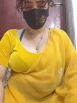 Saanvi-Sen stripchat live cam model