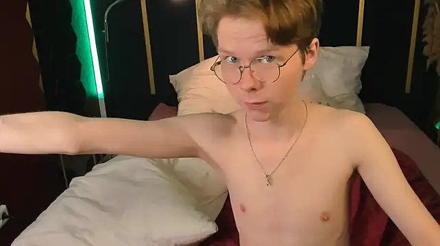 DanielSanders stripchat live cam model
