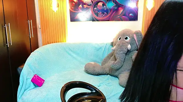 KattiSQUIRTTx stripchat live cam model