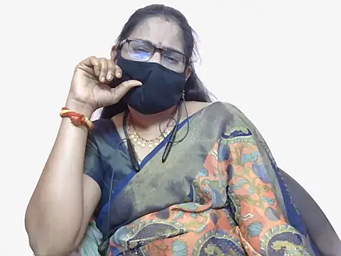 kajal-32telugu stripchat live cam model