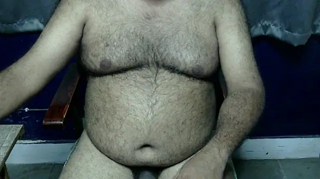 hairysubcub_70 stripchat live cam model