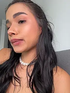 Bella_Smithe stripchat live cam model