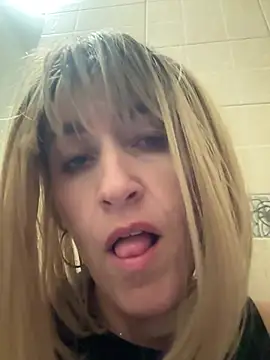mystical_Elenn stripchat live cam model