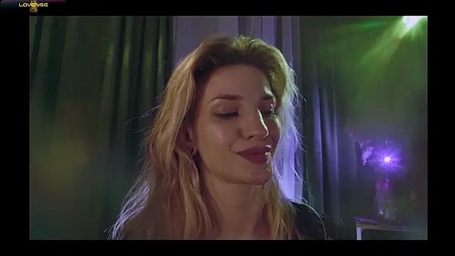 WendyGilber stripchat live cam model