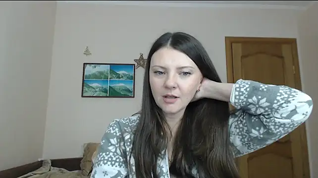 SugarTati stripchat live cam model