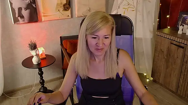 DonnaSmitth stripchat live cam model