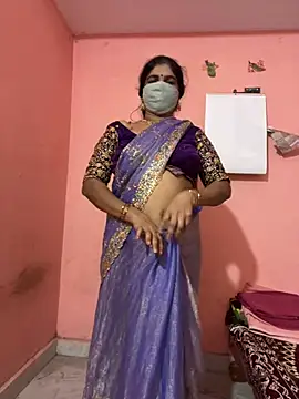 Daisy-Rani stripchat live cam model